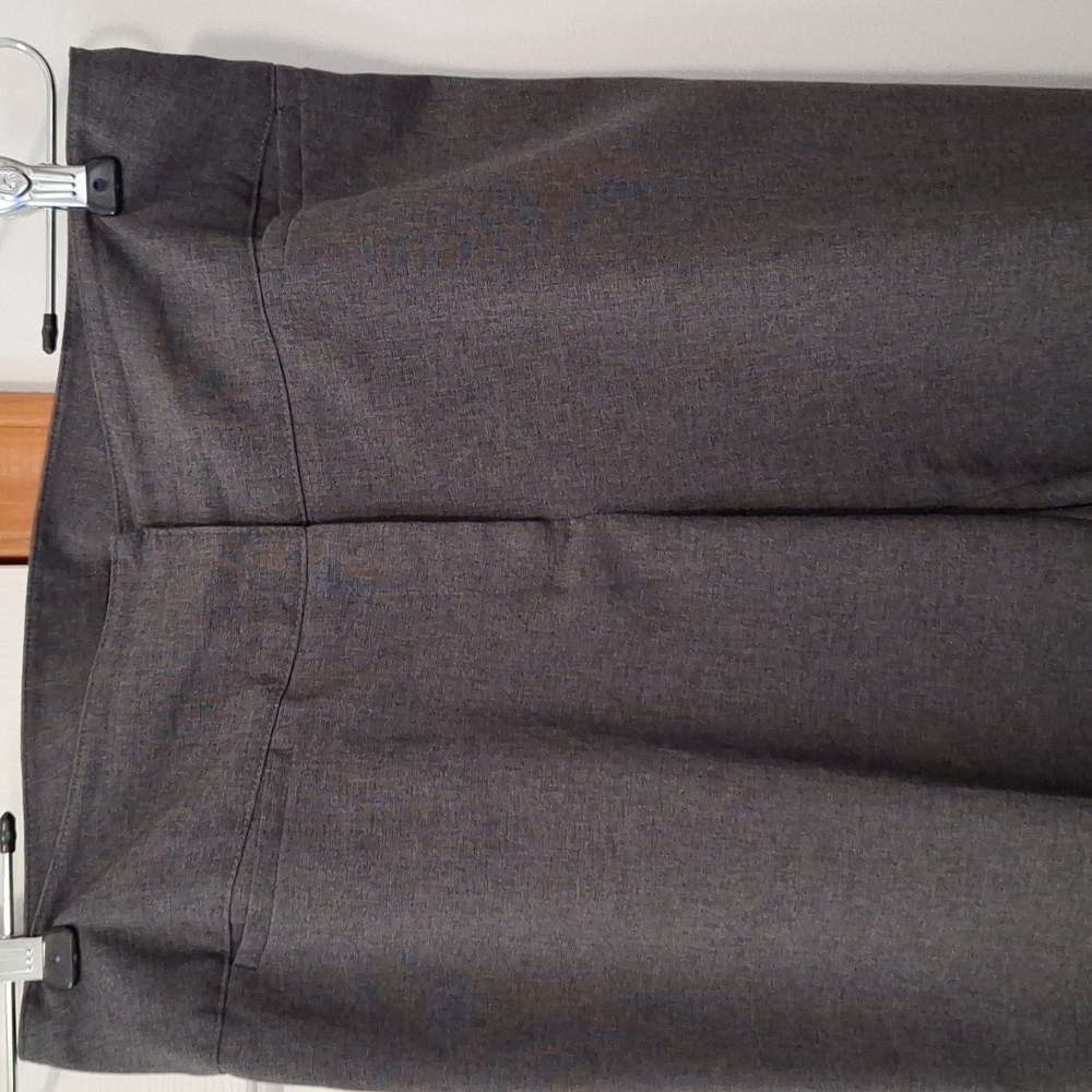 New York & Company Charcoal Women's Trousers - Picture 2 of 8